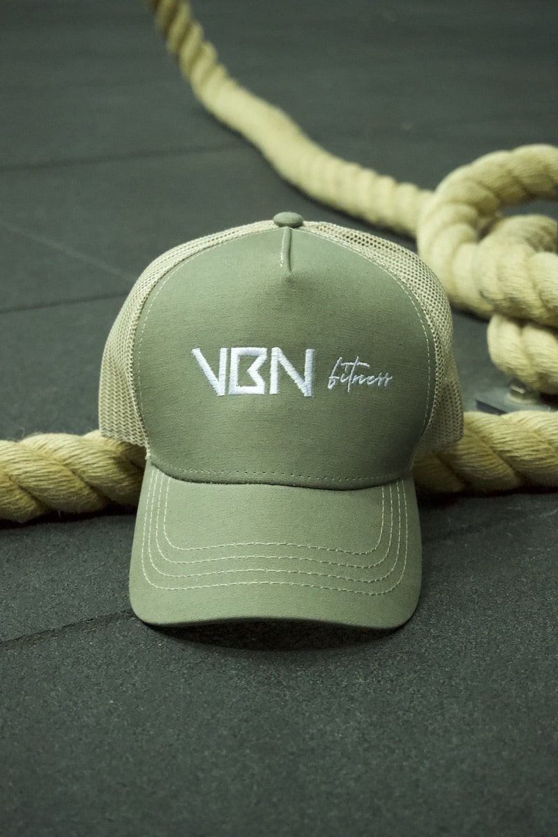 frontal gorra trucker vbn fitness oliva